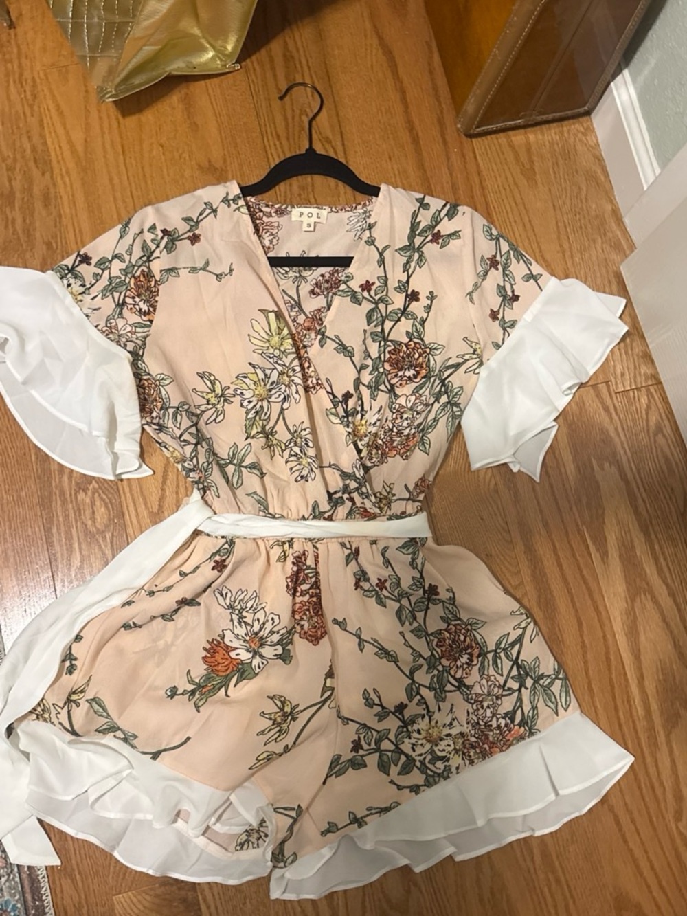 POL Floral Peach and White Wrap Romper